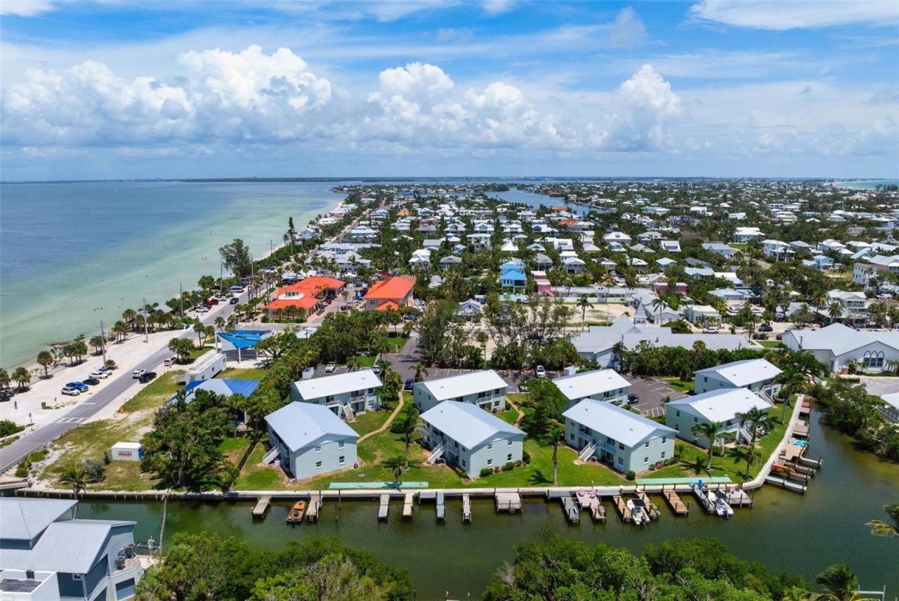 522 Pine Avenue, Unit 7D, Anna Maria, FL 34216 Photo