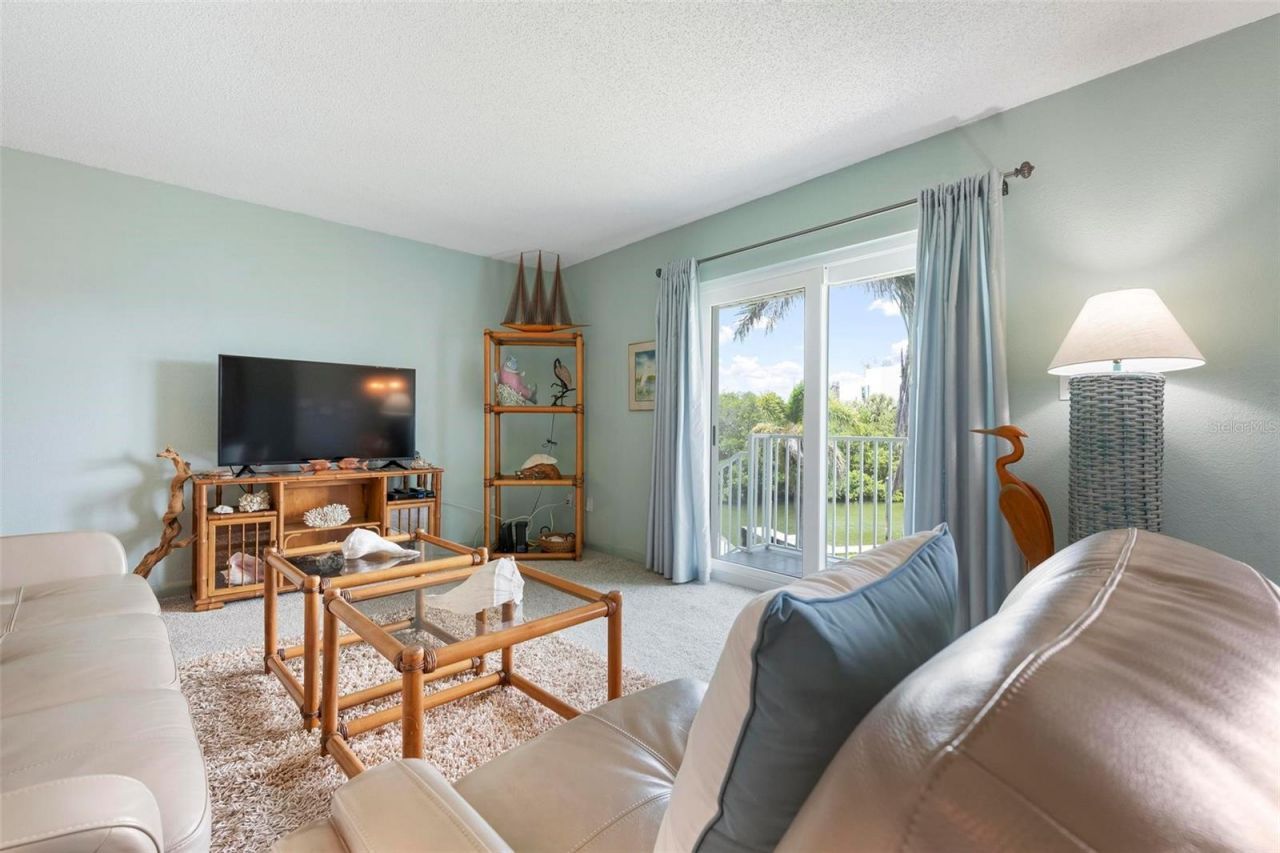 522 Pine Avenue, Unit 7D, Anna Maria, FL 34216 Photo