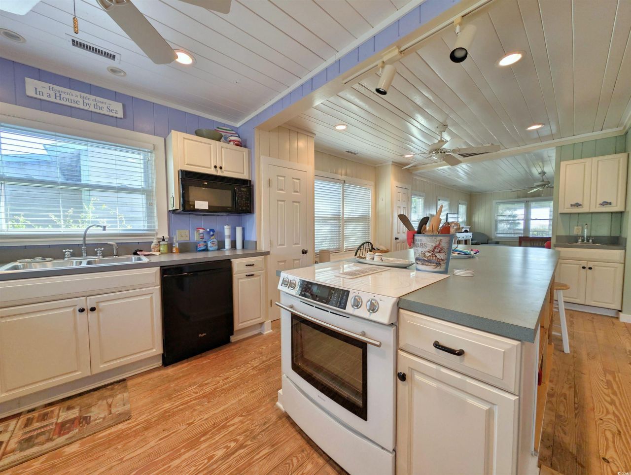 206 Atlantic Ave. Photo 6