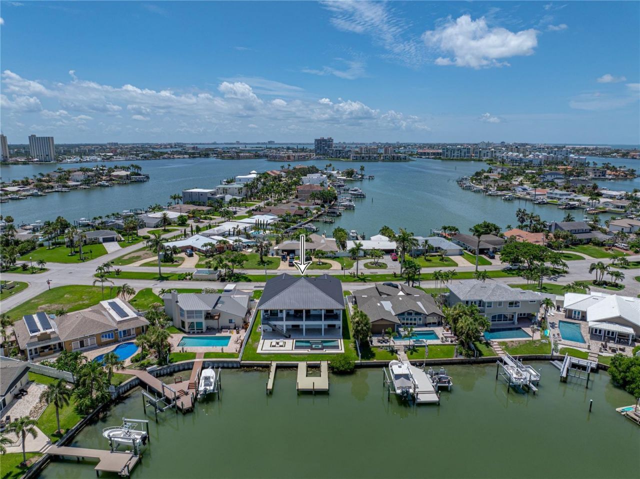 1037 79th Street S, Saint Petersburg, FL 33707 Photo