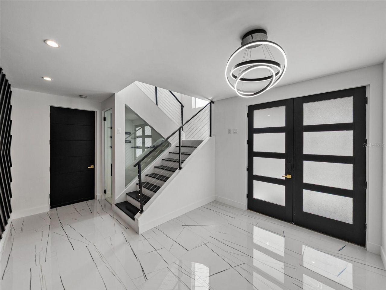 1037 79th Street S, Saint Petersburg, FL 33707 Photo