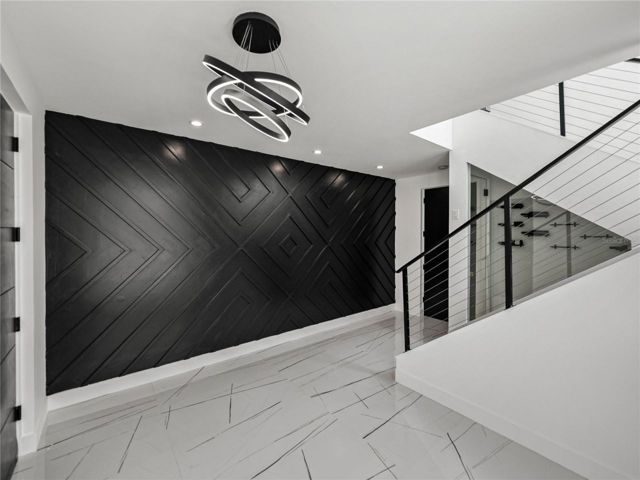 1037 79th Street S, Saint Petersburg, FL 33707 Photo