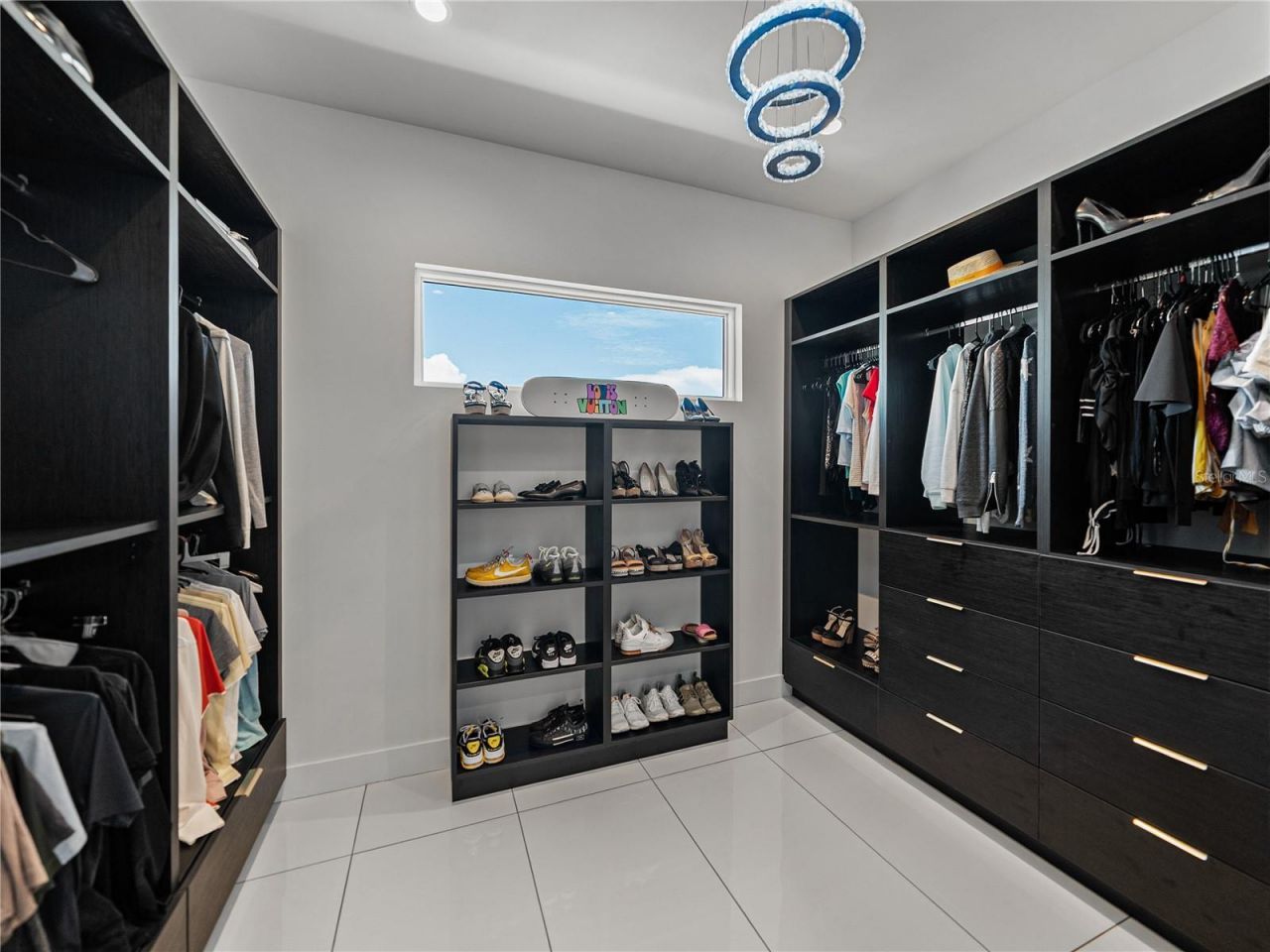 1037 79th Street S, Saint Petersburg, FL 33707 Photo