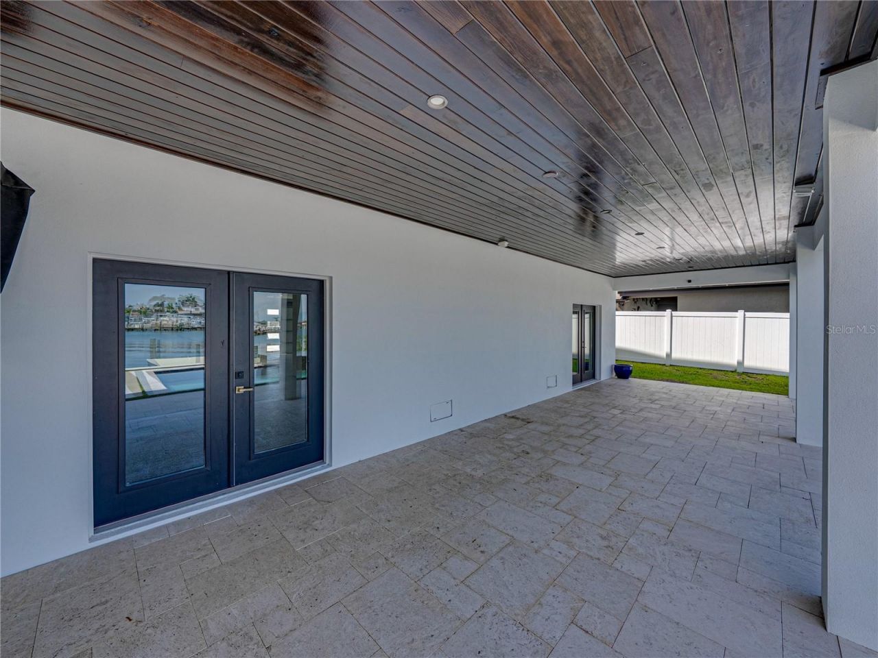 1037 79th Street S, Saint Petersburg, FL 33707 Photo