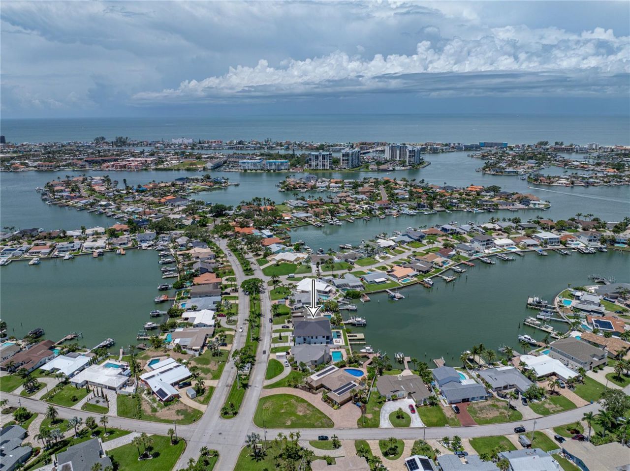 1037 79th Street S, Saint Petersburg, FL 33707 Photo