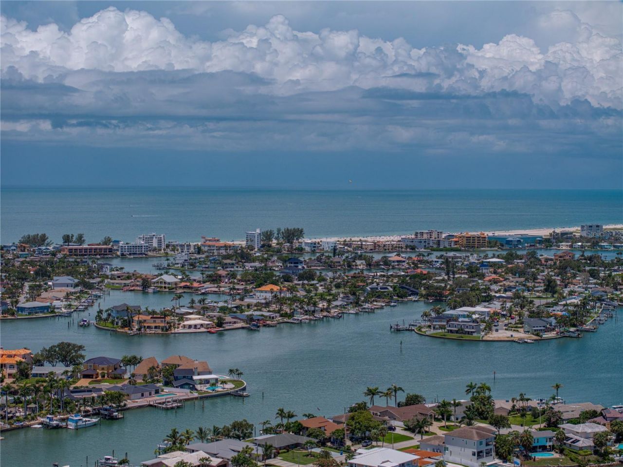 1037 79th Street S, Saint Petersburg, FL 33707 Photo