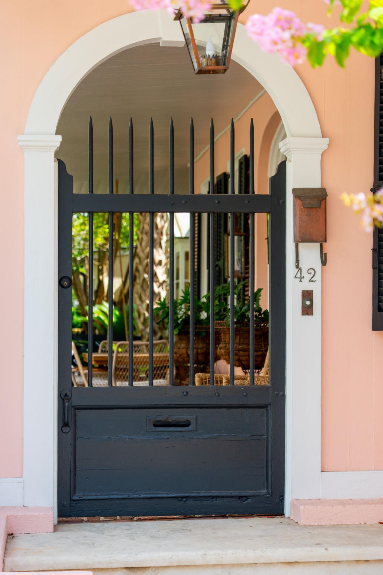 42 S Battery Street Photo 11