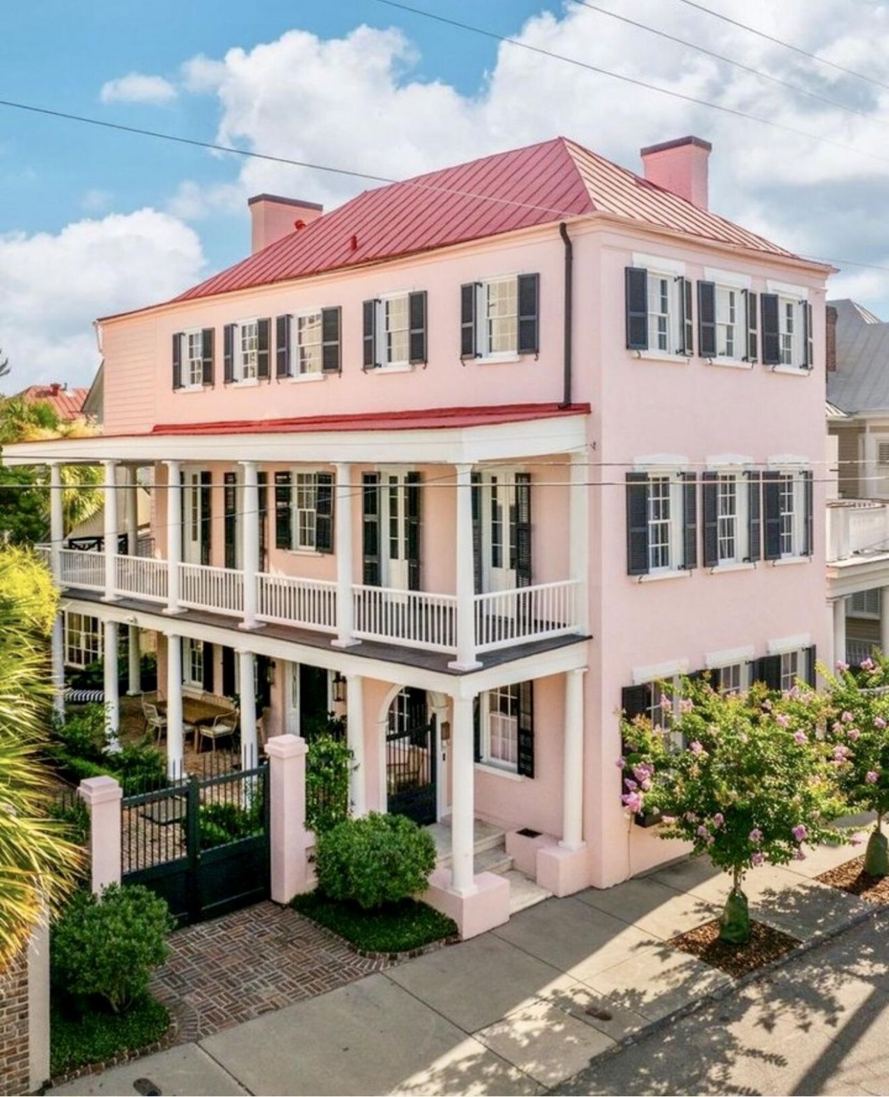 42 S Battery Street Photo 119