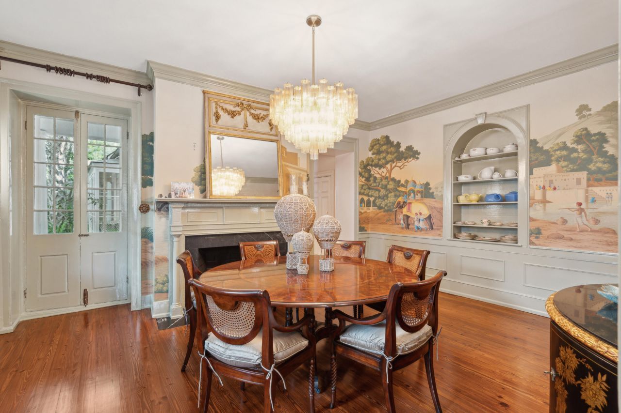 42 S Battery Street Photo 22