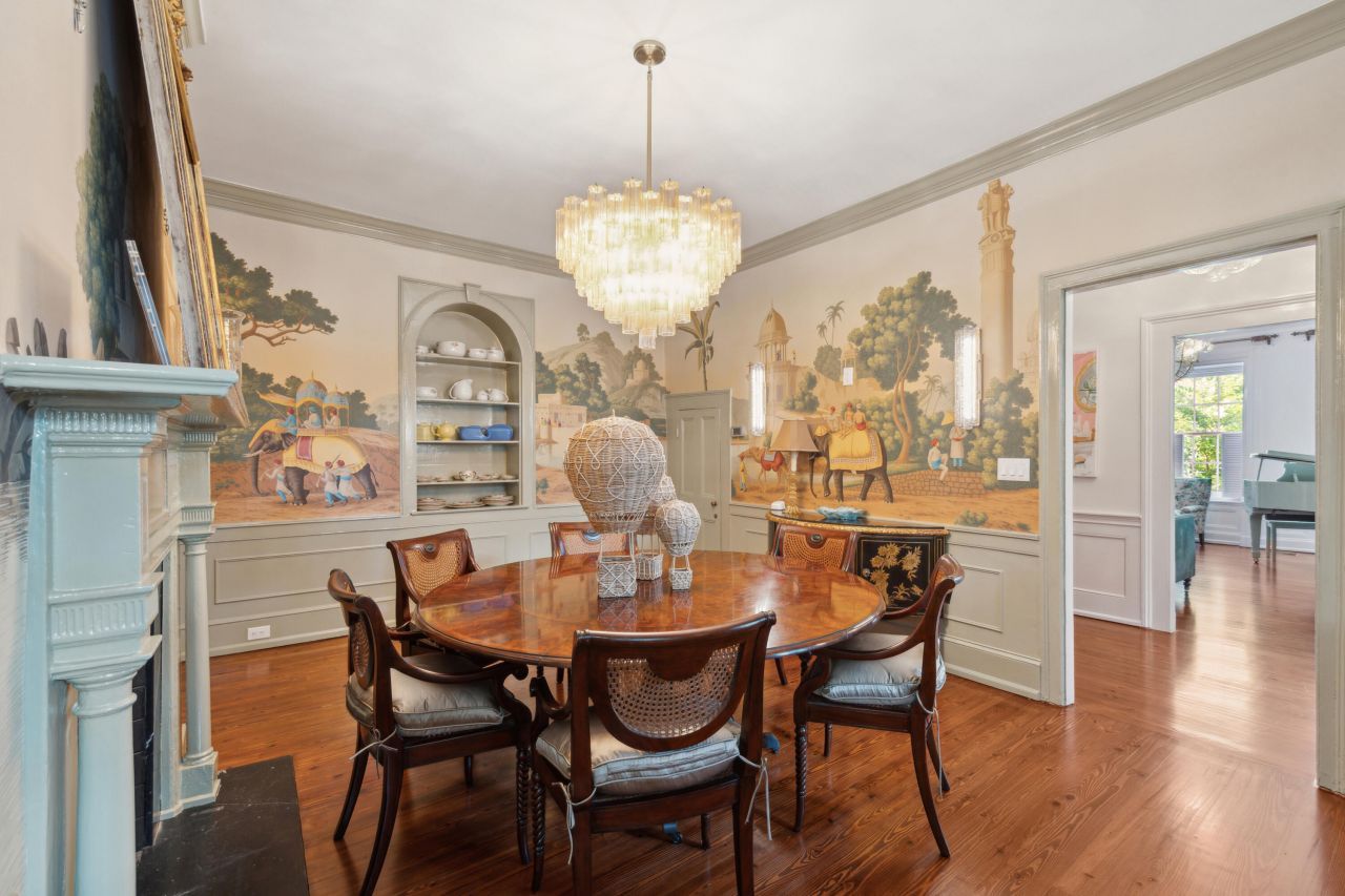 42 S Battery Street Photo 27