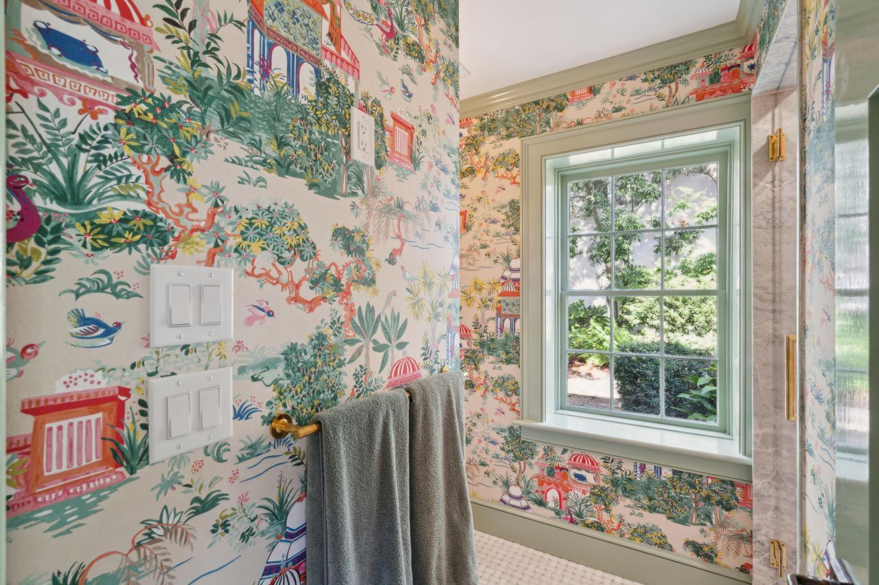 42 S Battery Street Photo 46