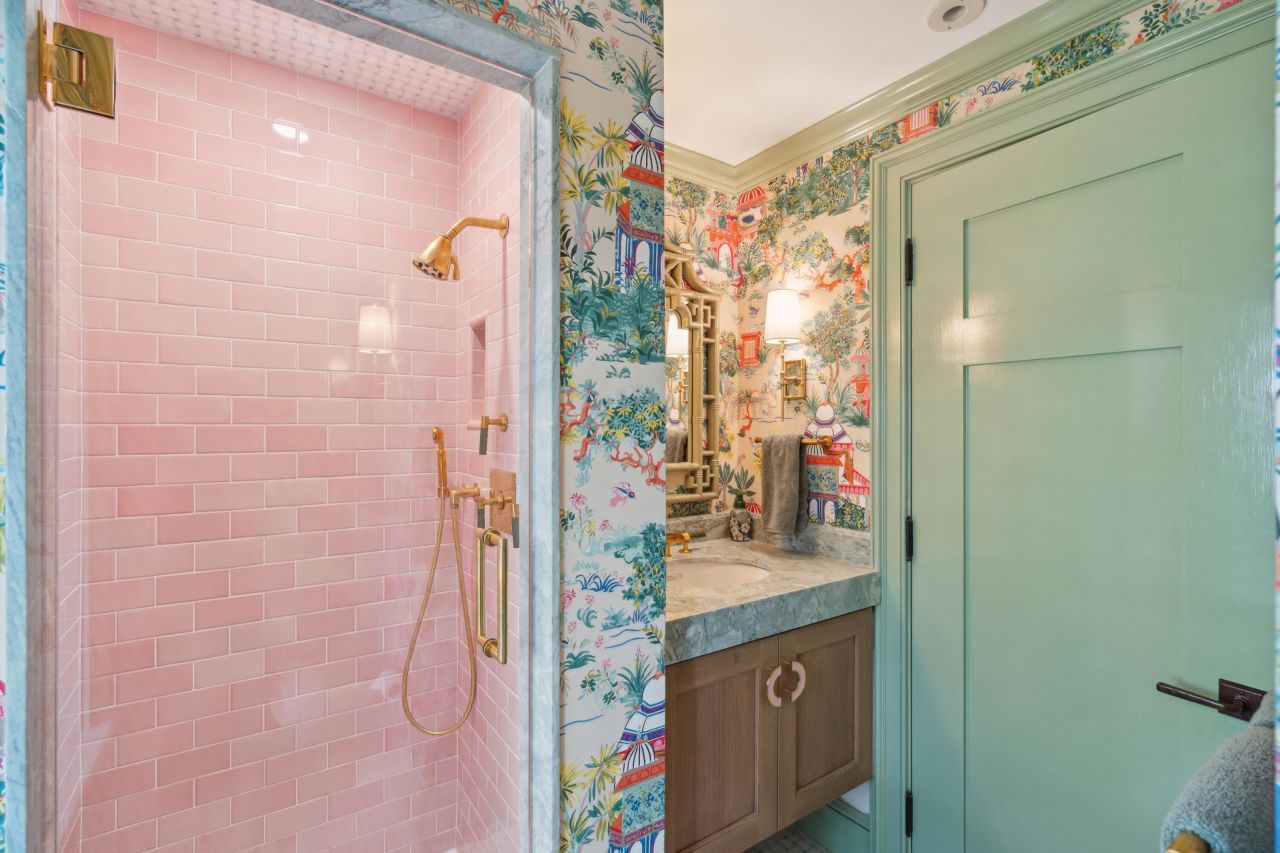 42 S Battery Street Photo 49