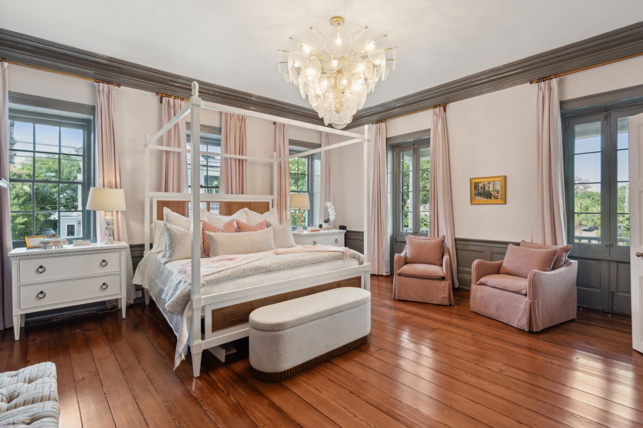 42 S Battery Street Photo 53