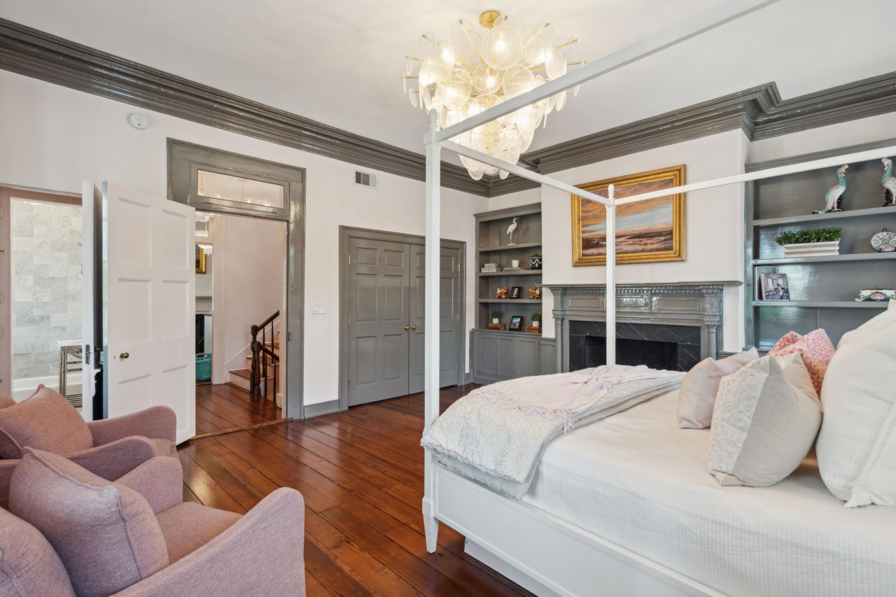 42 S Battery Street Photo 55