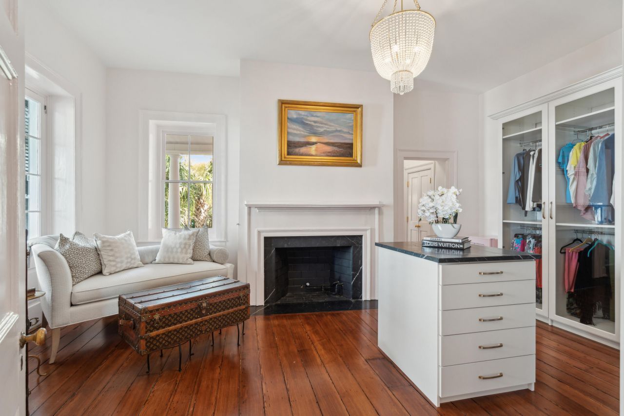 42 S Battery Street Photo 57