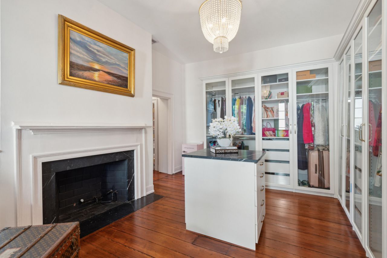 42 S Battery Street Photo 58