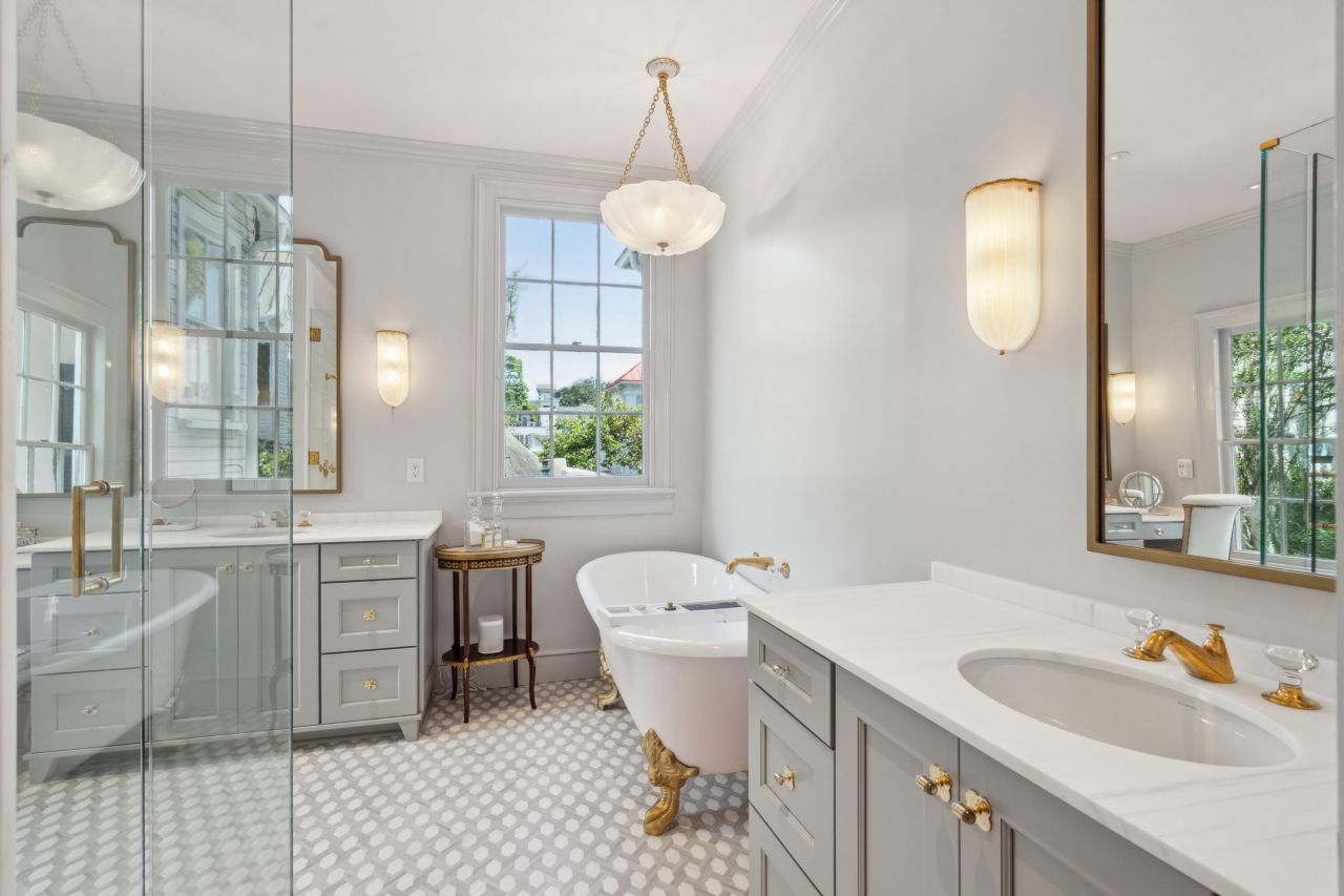 42 S Battery Street Photo 62