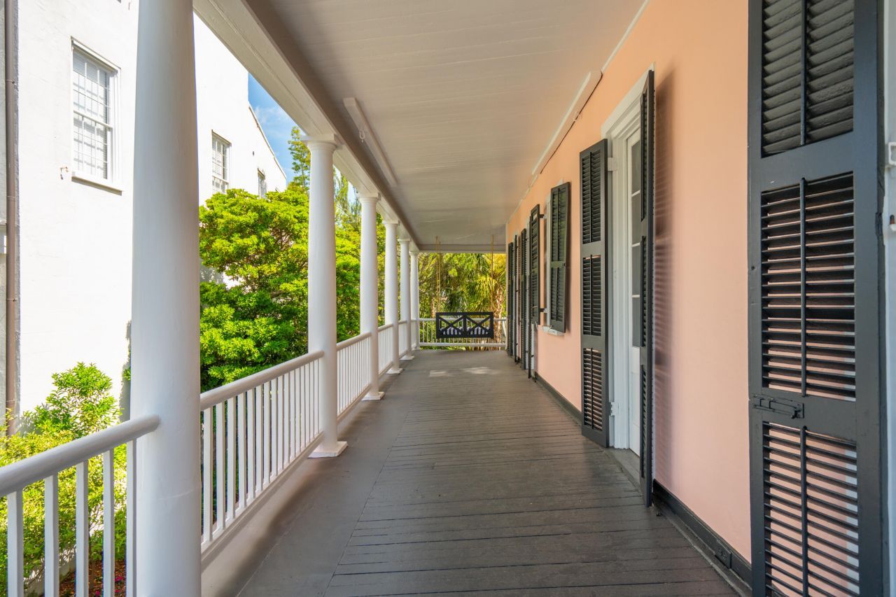 42 S Battery Street Photo 69