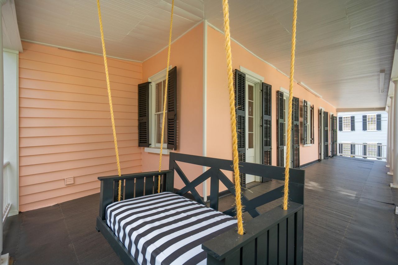 42 S Battery Street Photo 71