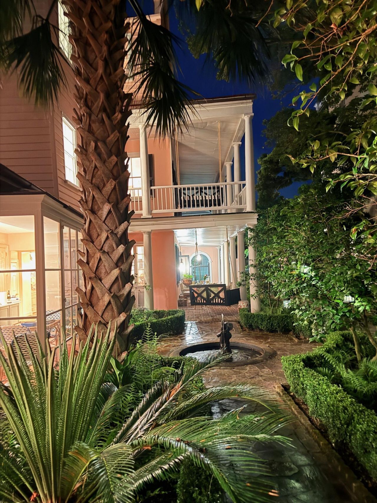 42 S Battery Street Photo 8