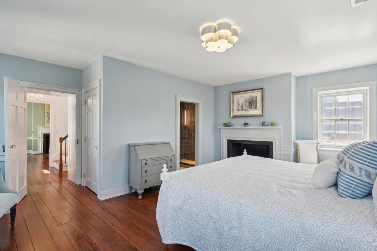 42 S Battery Street Photo 87