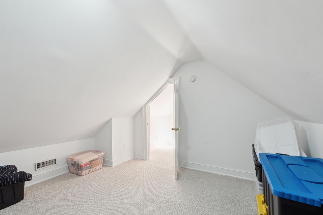 42 S Battery Street Photo 91