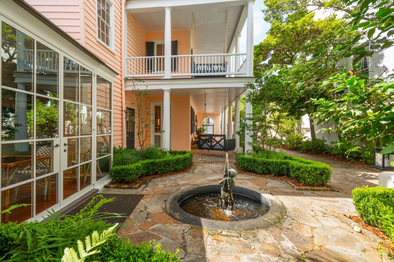 42 S Battery Street Photo 96