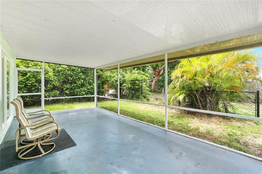 527 Goodland Dr W, Goodland, FL 34140 Photo