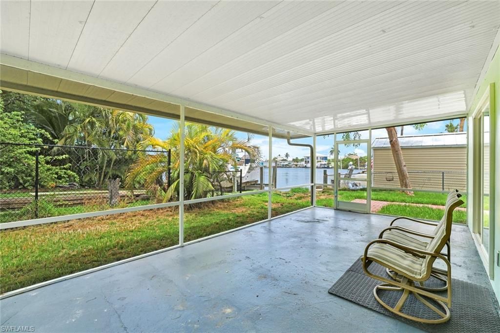 527 Goodland Dr W, Goodland, FL 34140 Photo