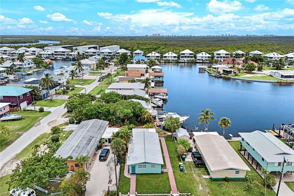 527 Goodland Dr W, Goodland, FL 34140 Photo