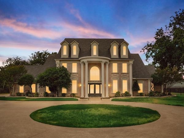 2800 Park Drive, Dalworthington Gardens, TX 76016