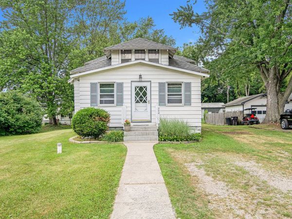 240 Stillwell Avenue, Michigan Center, MI 49254