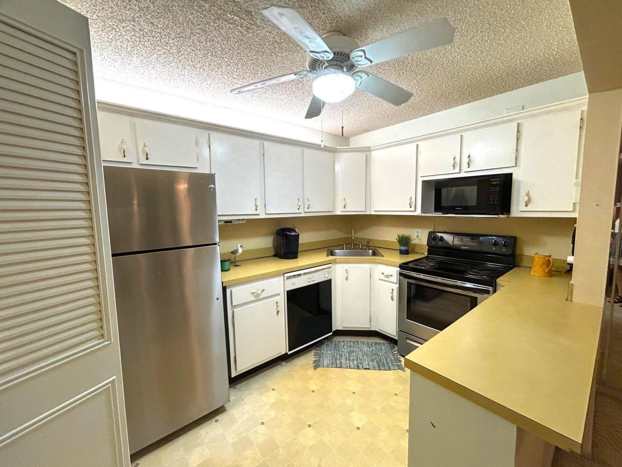 141 Lake Pine Circle, Unit A-2, Greenacres, FL 33463 Photo