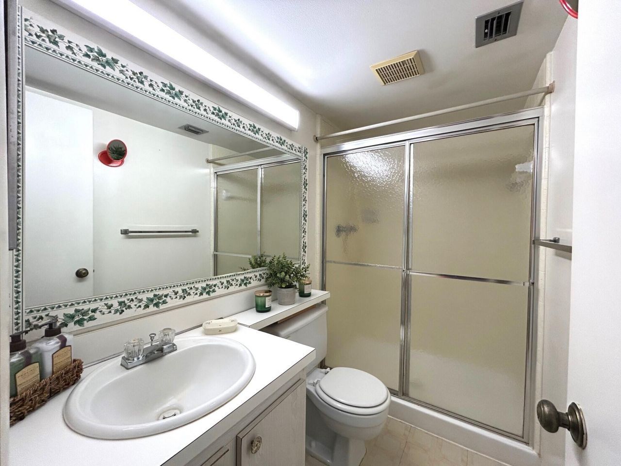 141 Lake Pine Circle, Unit A-2, Greenacres, FL 33463 Photo