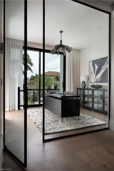 141 Channel Dr, Naples, FL 34108 Photo