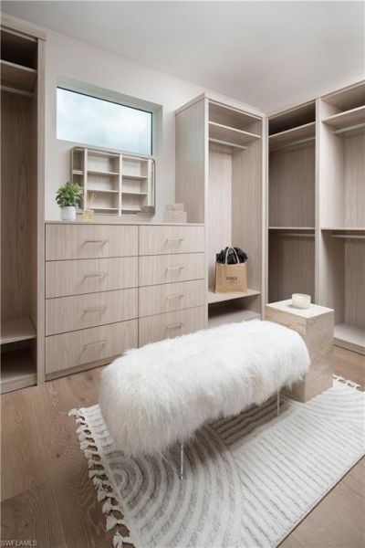 141 Channel Dr, Naples, FL 34108 Photo