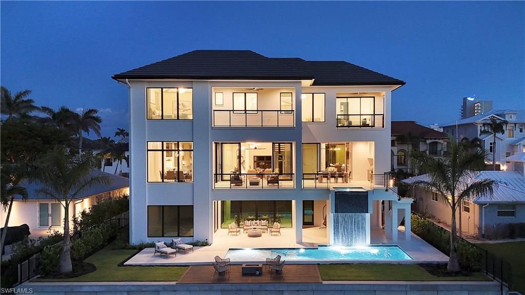 141 Channel Dr, Naples, FL 34108 Photo