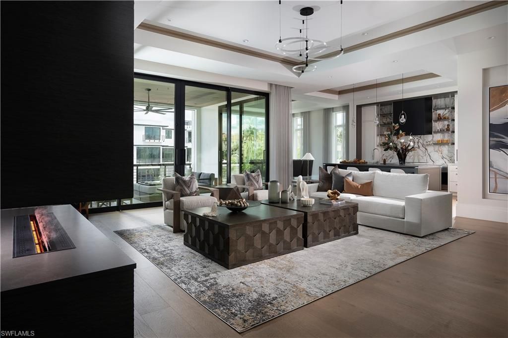 141 Channel Dr, Naples, FL 34108 Photo