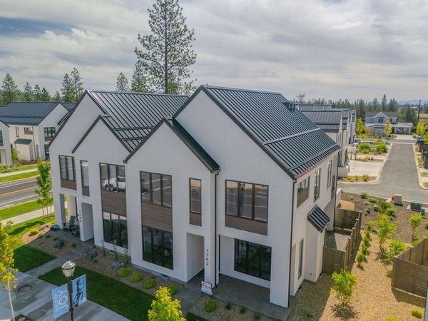 1142 NW Ochoa Drive, Bend, OR 97703