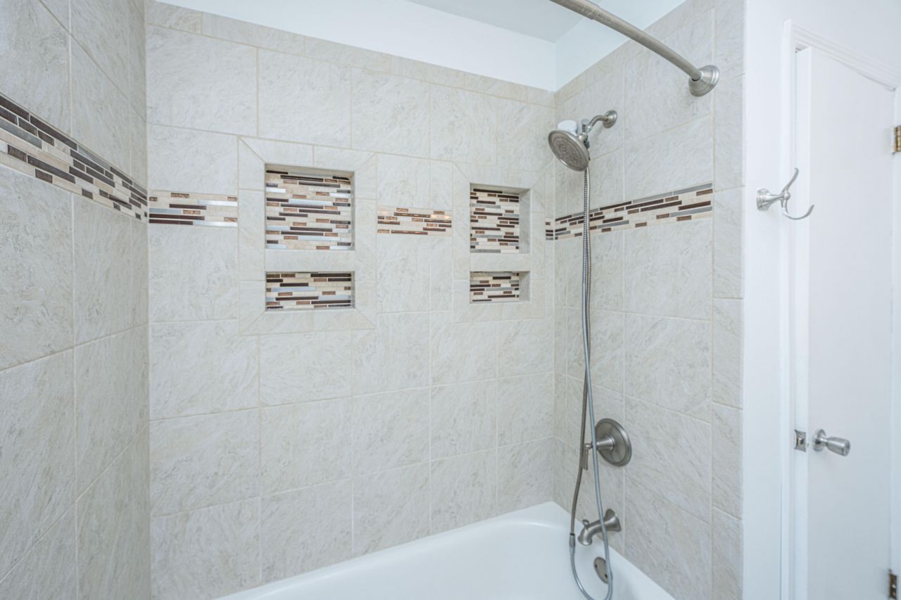 1563 Relyea Avenue Photo 19