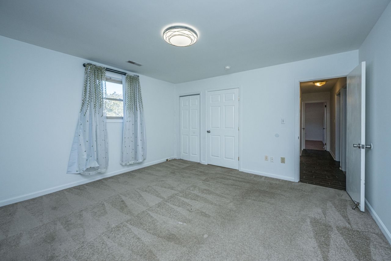 1563 Relyea Avenue Photo 21