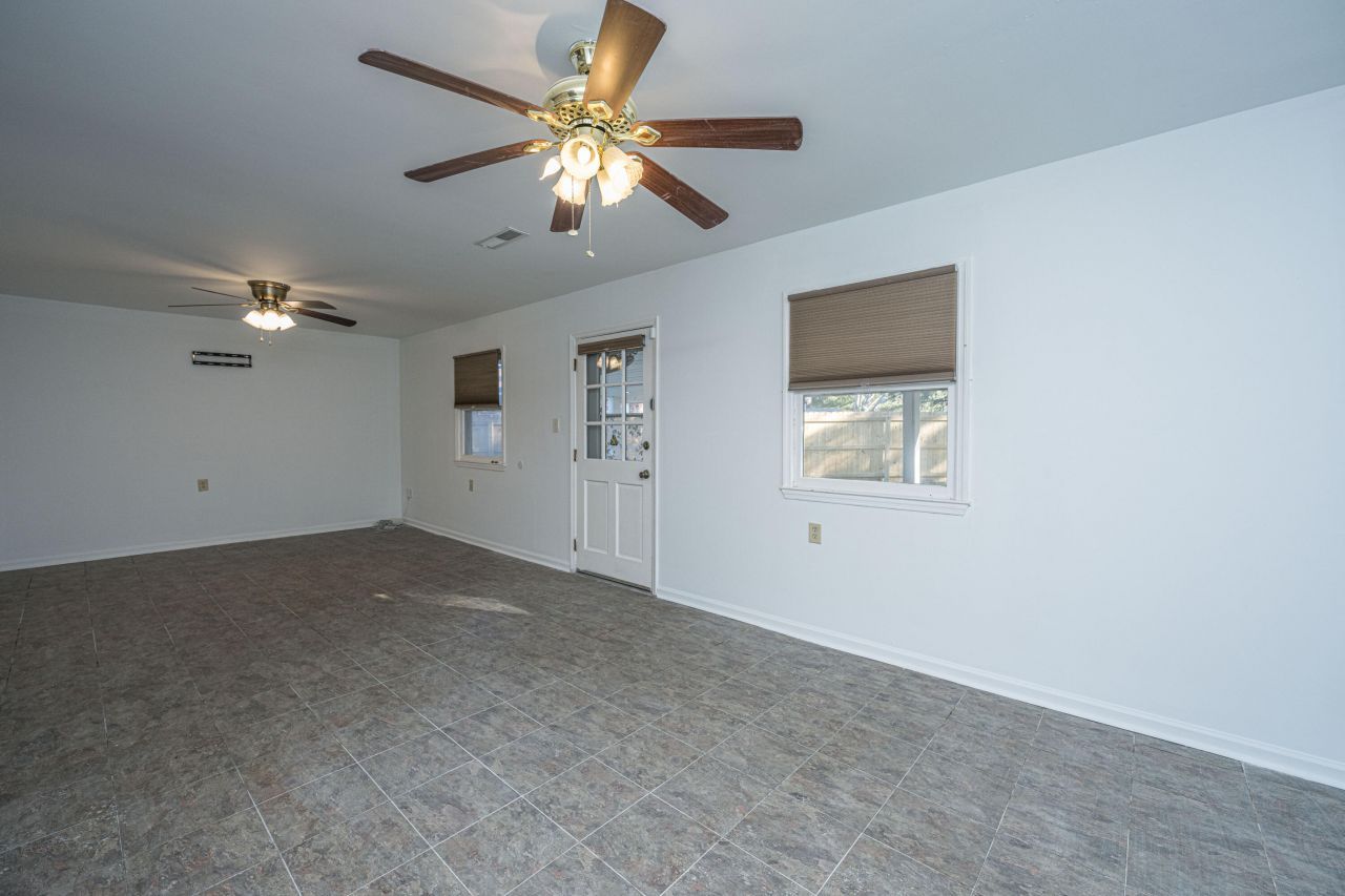 1563 Relyea Avenue Photo 31