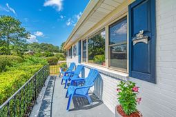 1563 Relyea Avenue photo 4