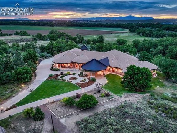 760 28 1/2 Lane, Pueblo, CO 81006