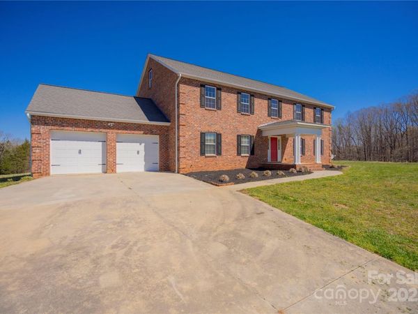 2536 Tyro Road, Lexington, NC 27295