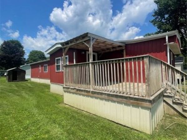 20 Jones Street, Unit 10, Stoneboro, PA 16153