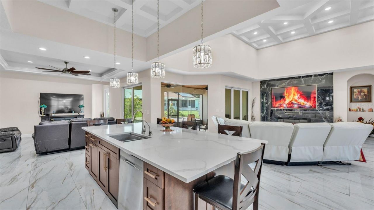 803 Lake Jessie Drive, Winter Haven, FL 33881 Photo