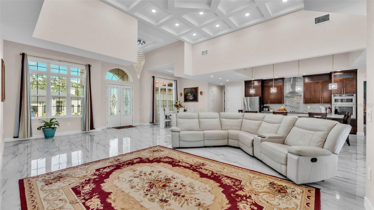 803 Lake Jessie Drive, Winter Haven, FL 33881 Photo