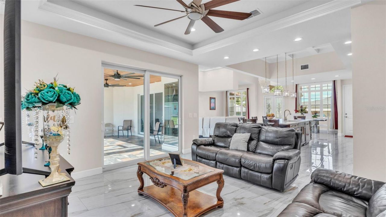 803 Lake Jessie Drive, Winter Haven, FL 33881 Photo