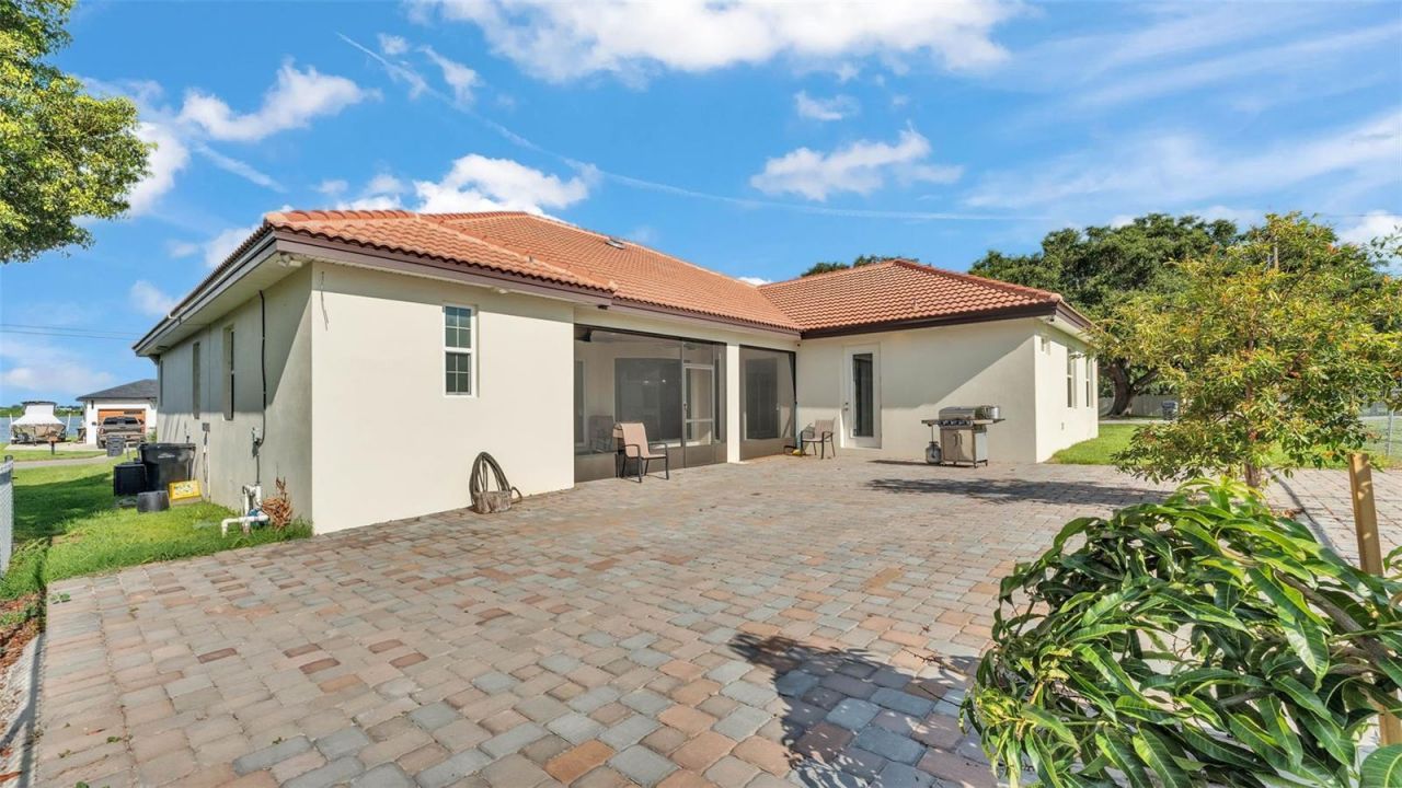 803 Lake Jessie Drive, Winter Haven, FL 33881 Photo